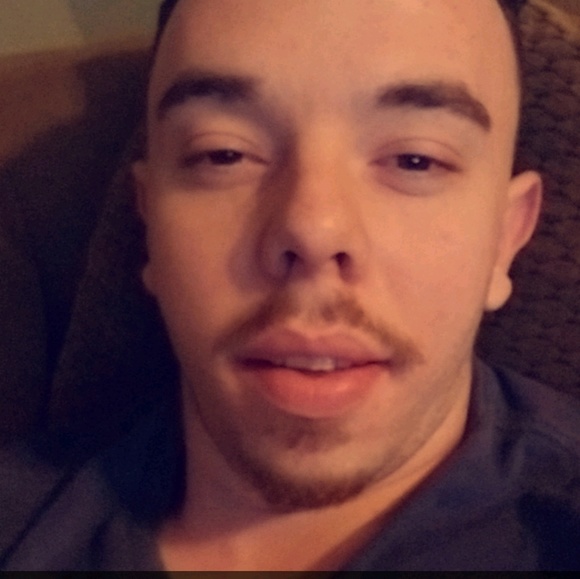 Meet your Posher, Justin - Picture 1 of 1